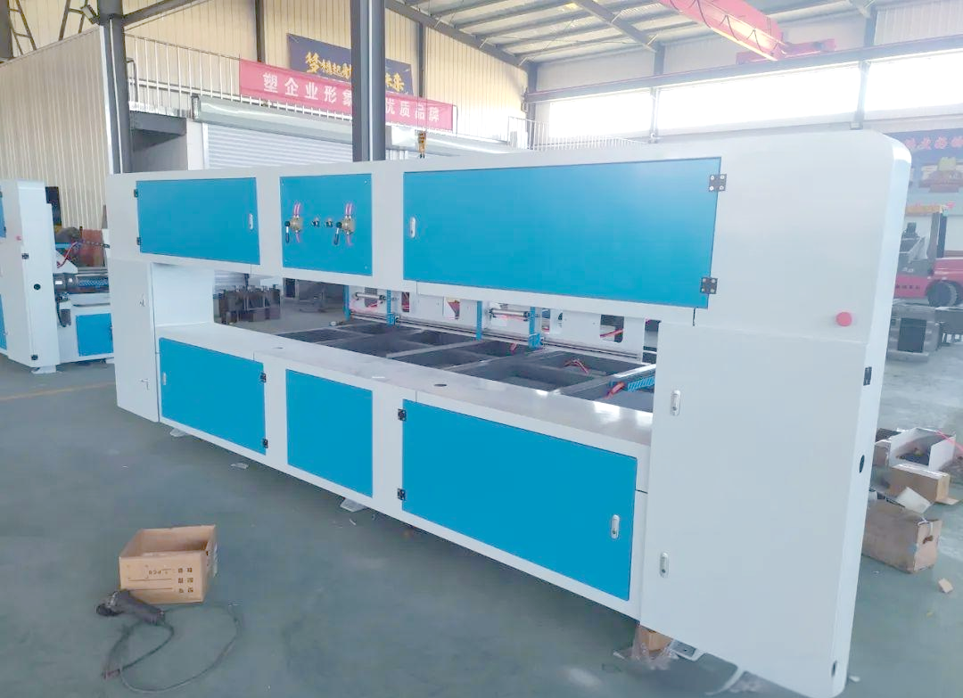 岩棉异形切割机:结构稳定,功能多样,加工利器