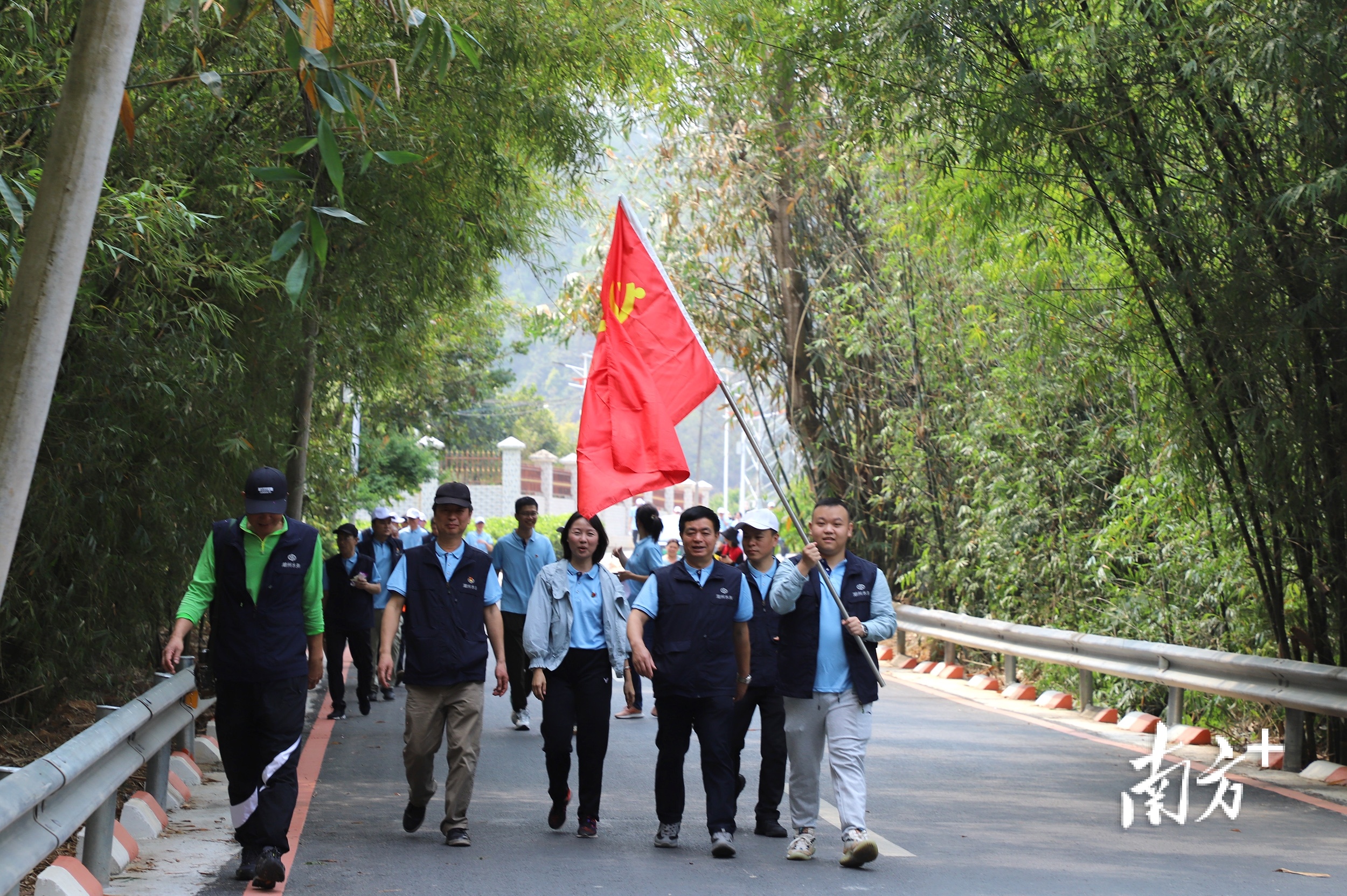 中國水周,一場護水節水活動在饒平縣湯溪水庫旁舉行