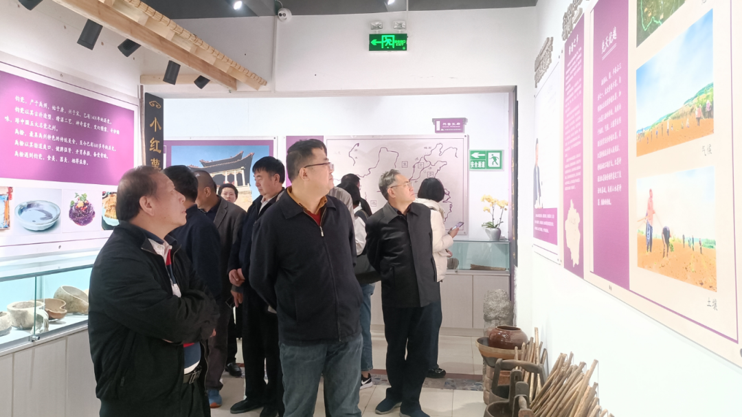 广东省政府参事赖斌一行到盛田农业调研中原农耕文化