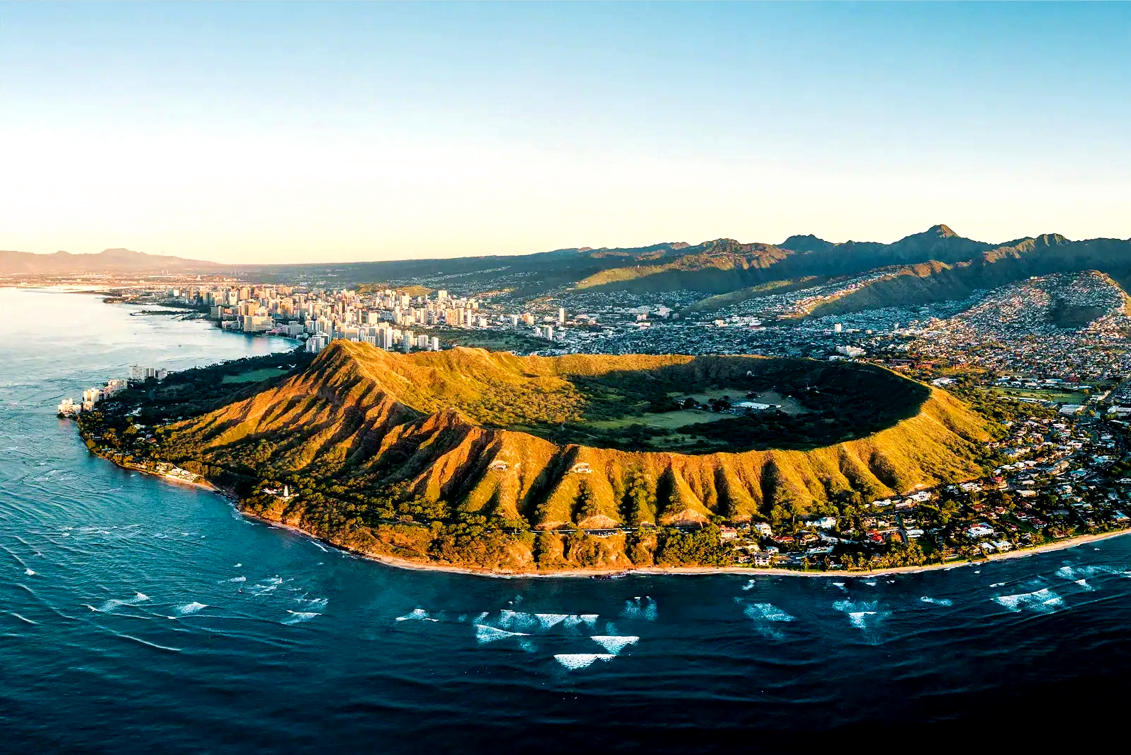 夏威夷群岛,距离美国本土3700公里,是怎样变成美国领土的?