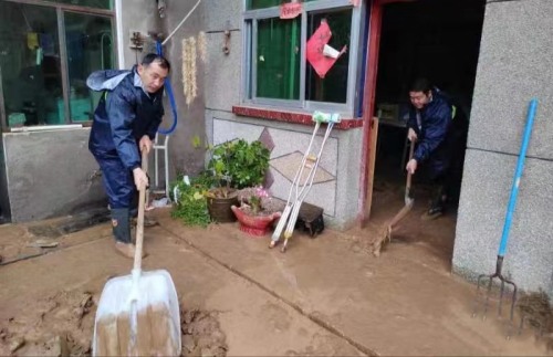 佳縣坑鎮遭受大雨襲擊,無人員傷亡