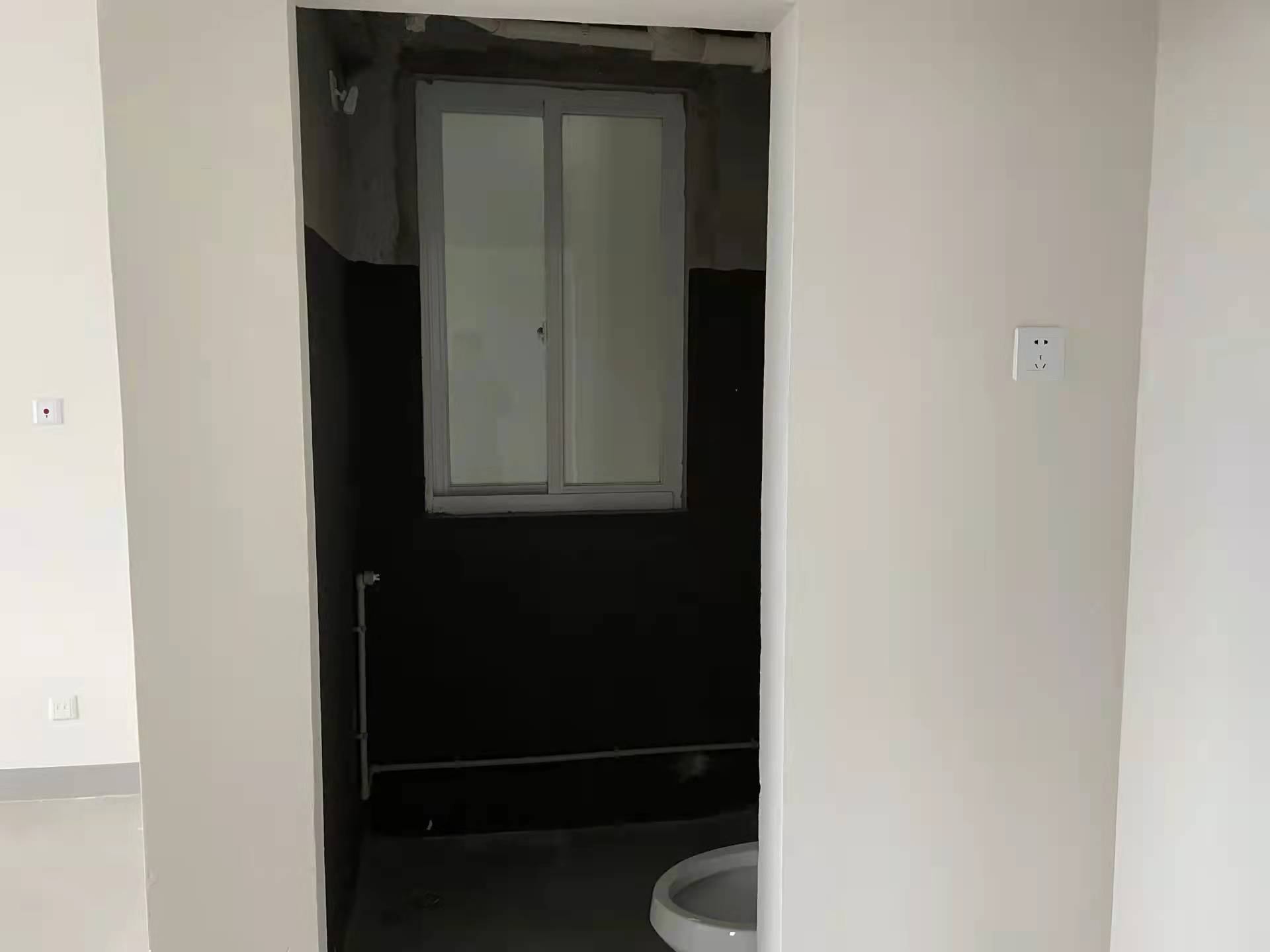 宝林枫景苑电梯三房刚交房!