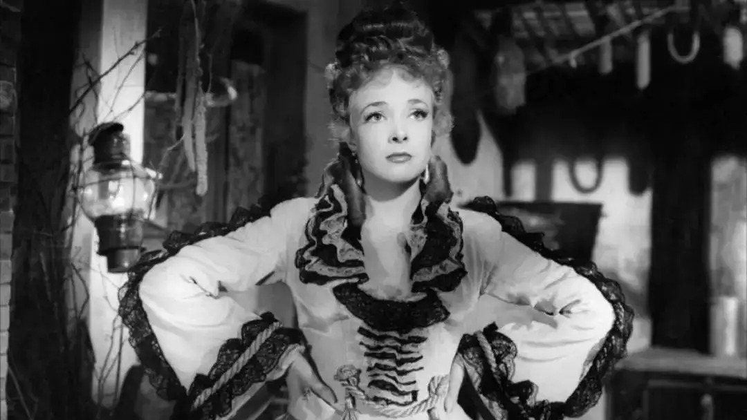 莫泊桑《项链》:能力配不上欲望还自命不凡,长得好看也是负担