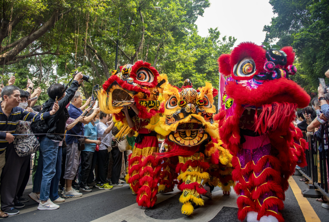 醒狮粤剧,泮塘五秀,西关小姐……三月三,荔枝湾巡游大观礼,好墟撼!