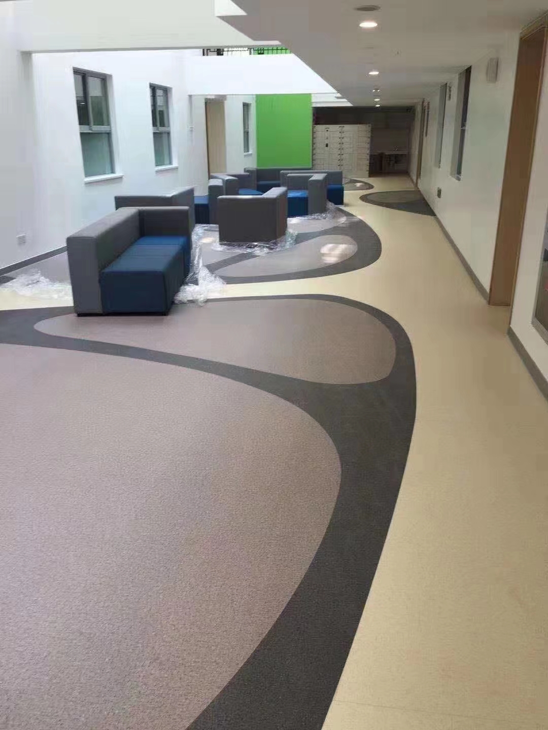 pvc塑胶地板广泛适用于学校医院环保耐磨