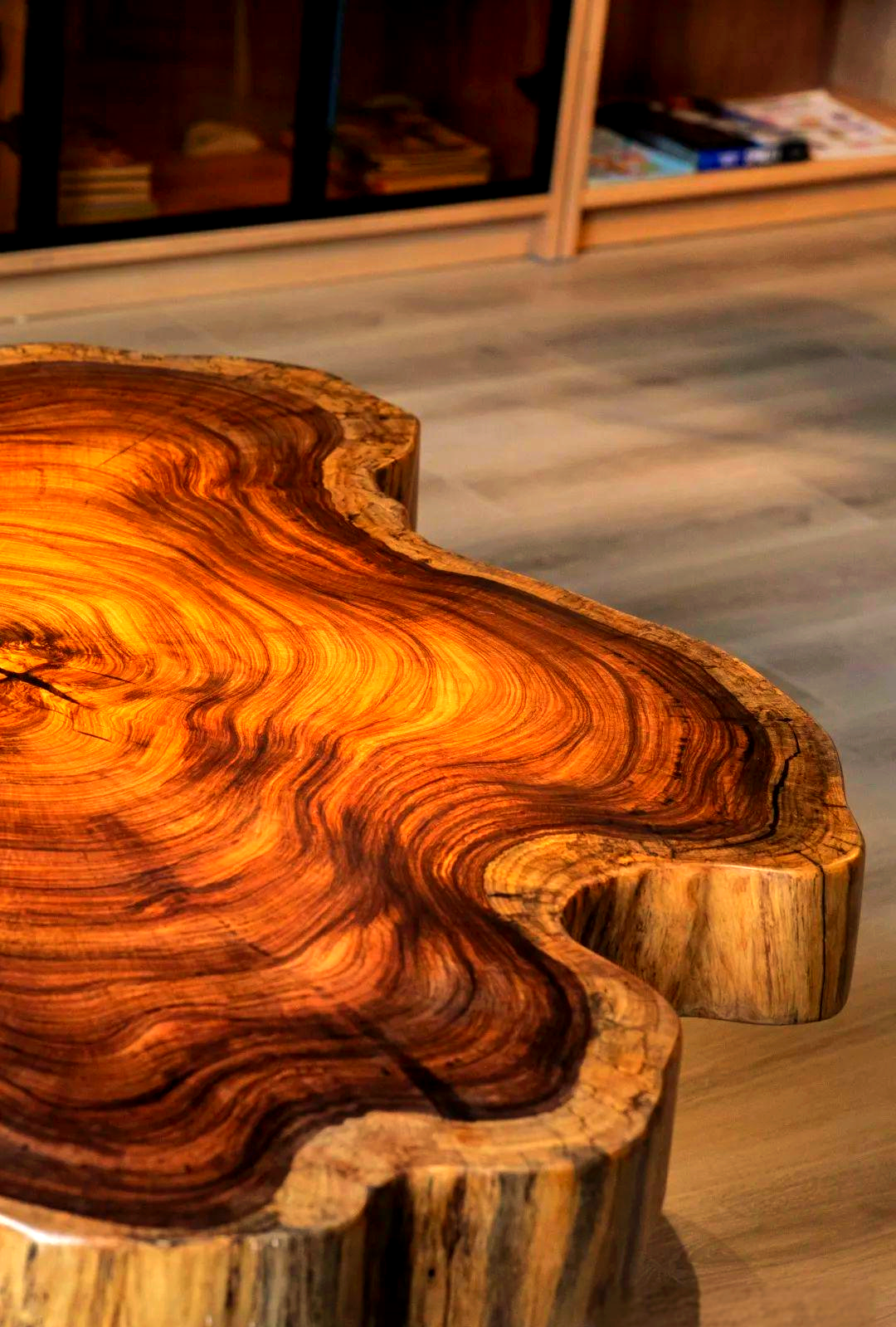 乌金木:一种独具金属质感的珍稀木材