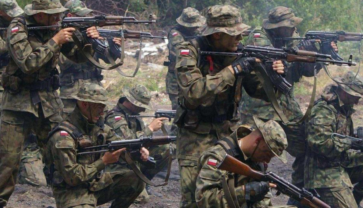 以色列野小子特种部队突袭乌干达机场,仅指挥官牺牲,战绩显著