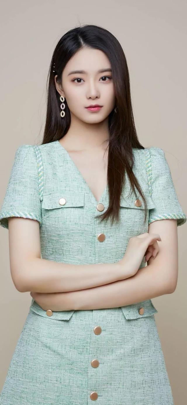 徐艺洋|新生代女星多撩人?包裹不住性感的艺洋你看过吗