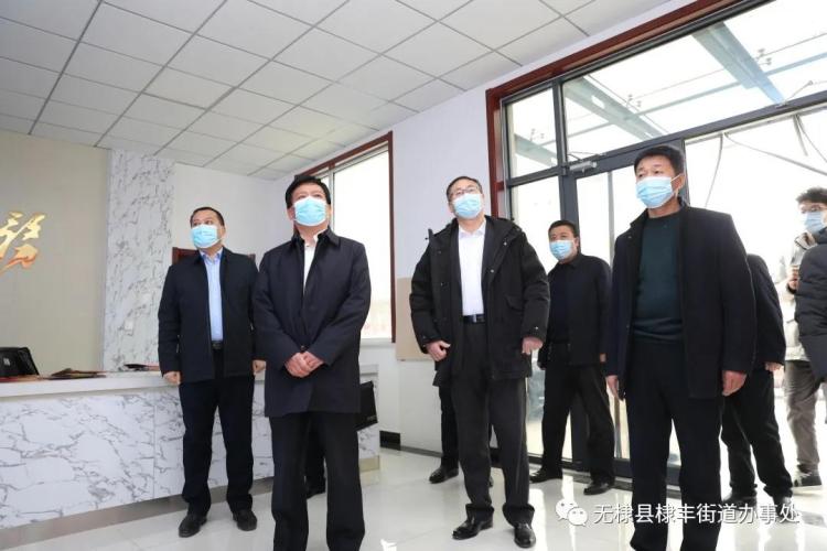 市委党校常务副校长丁海堂到棣丰街道白杨社区代表联络站开展接待群众