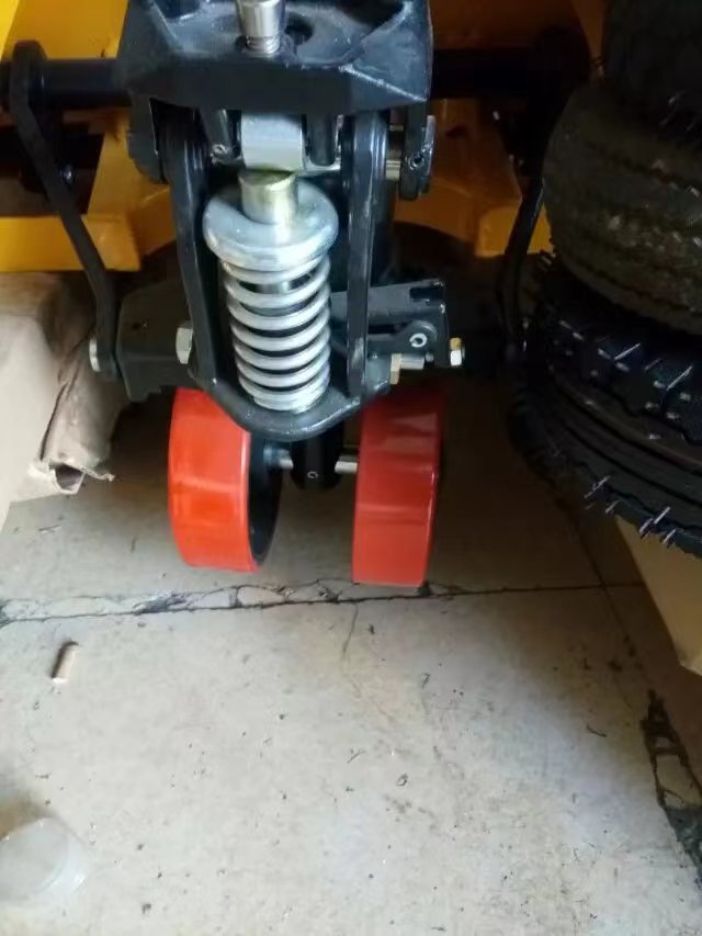 16寸重型地牛脚轮振动性能