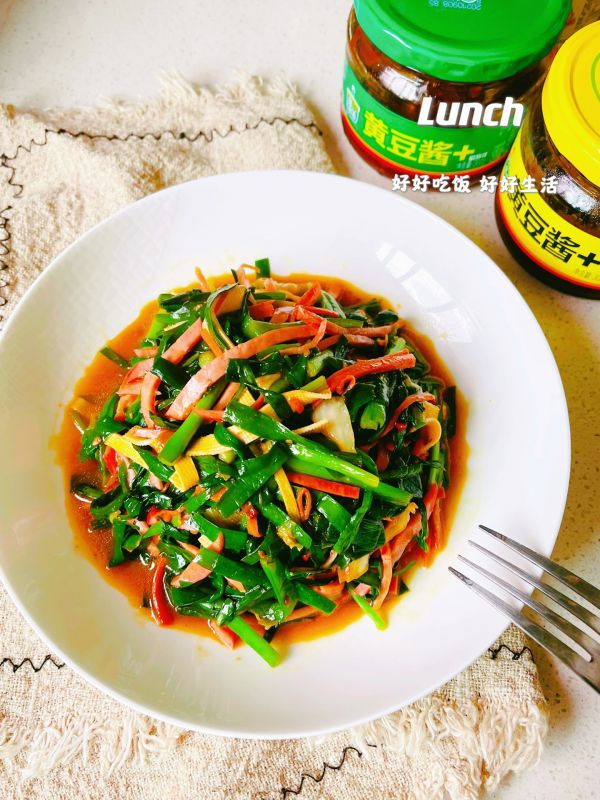 做了十年的想吃用酱炒韭菜烟火味,这做法才叫香!