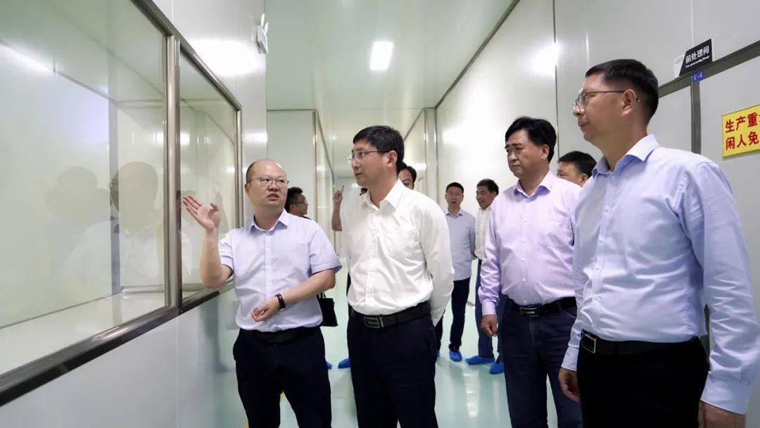 林常伦来随县调研统计基层基础工作及重点项目建设