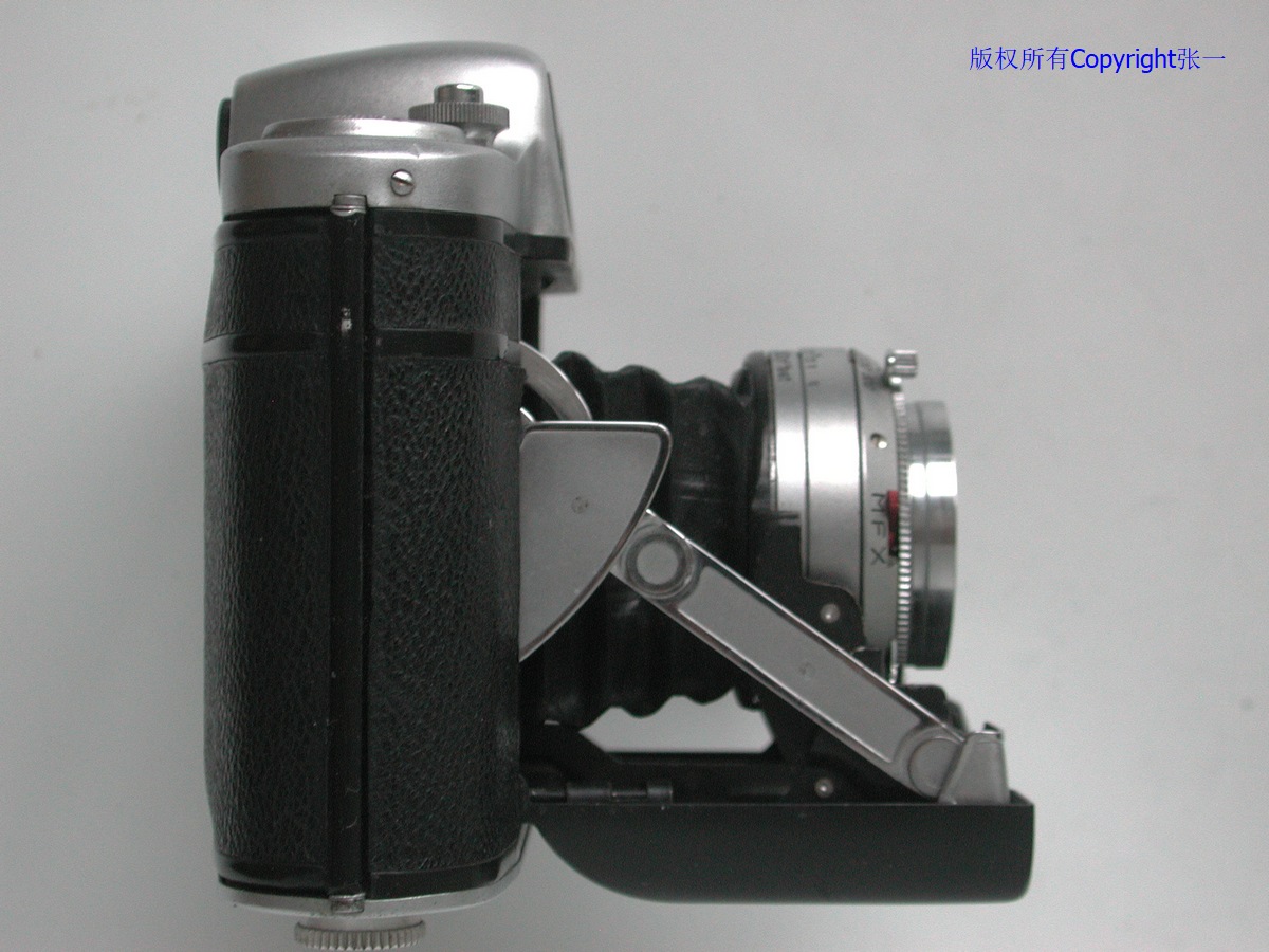 1956年制造的日本富士super fujica six折叠皮腔照相机!