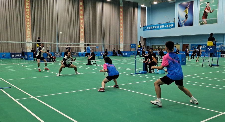 省运新闻|甘肃省第十五届运动会青少年组羽毛球比赛第三日赛况