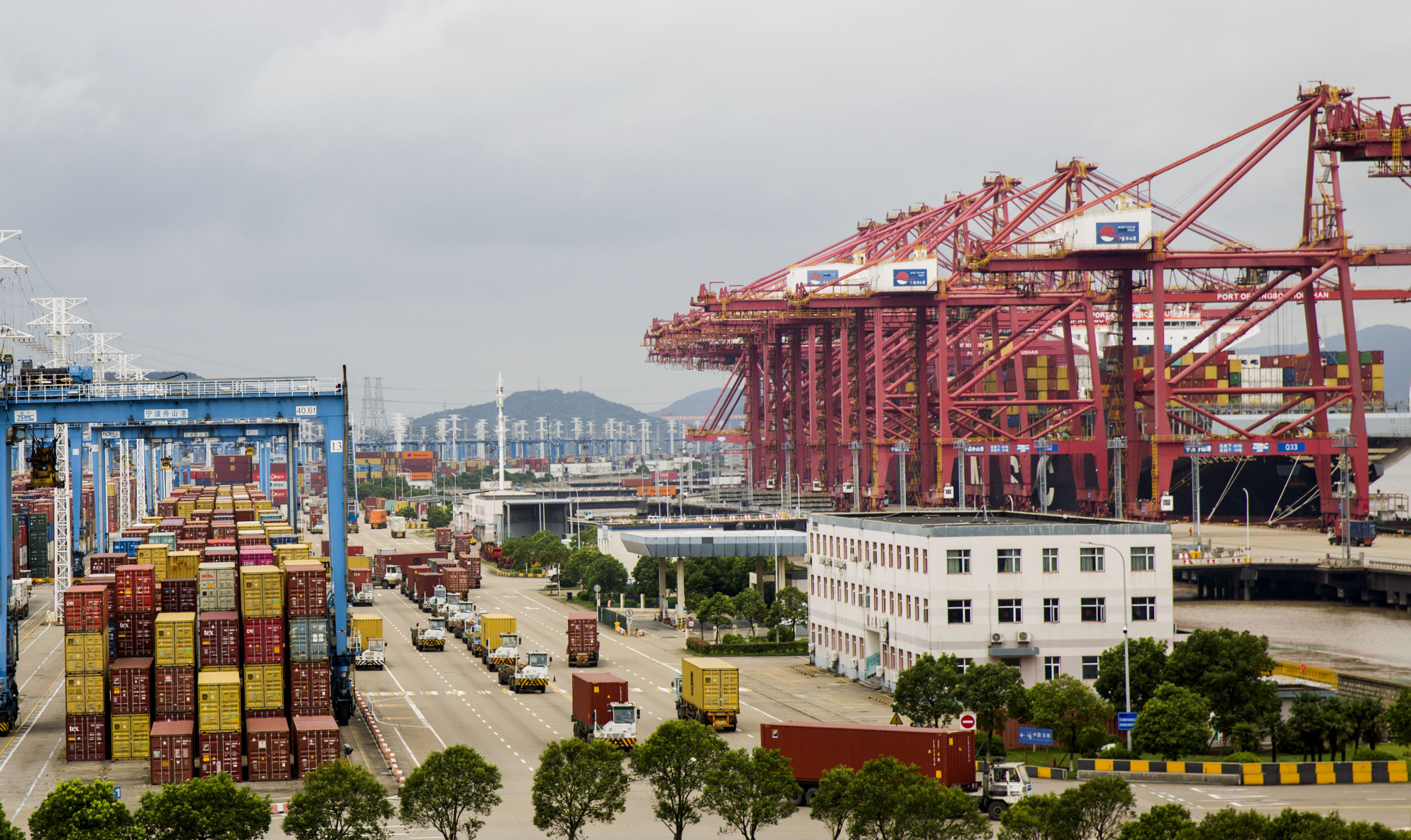 宁波舟山港集装箱吞吐量已超2000万标箱