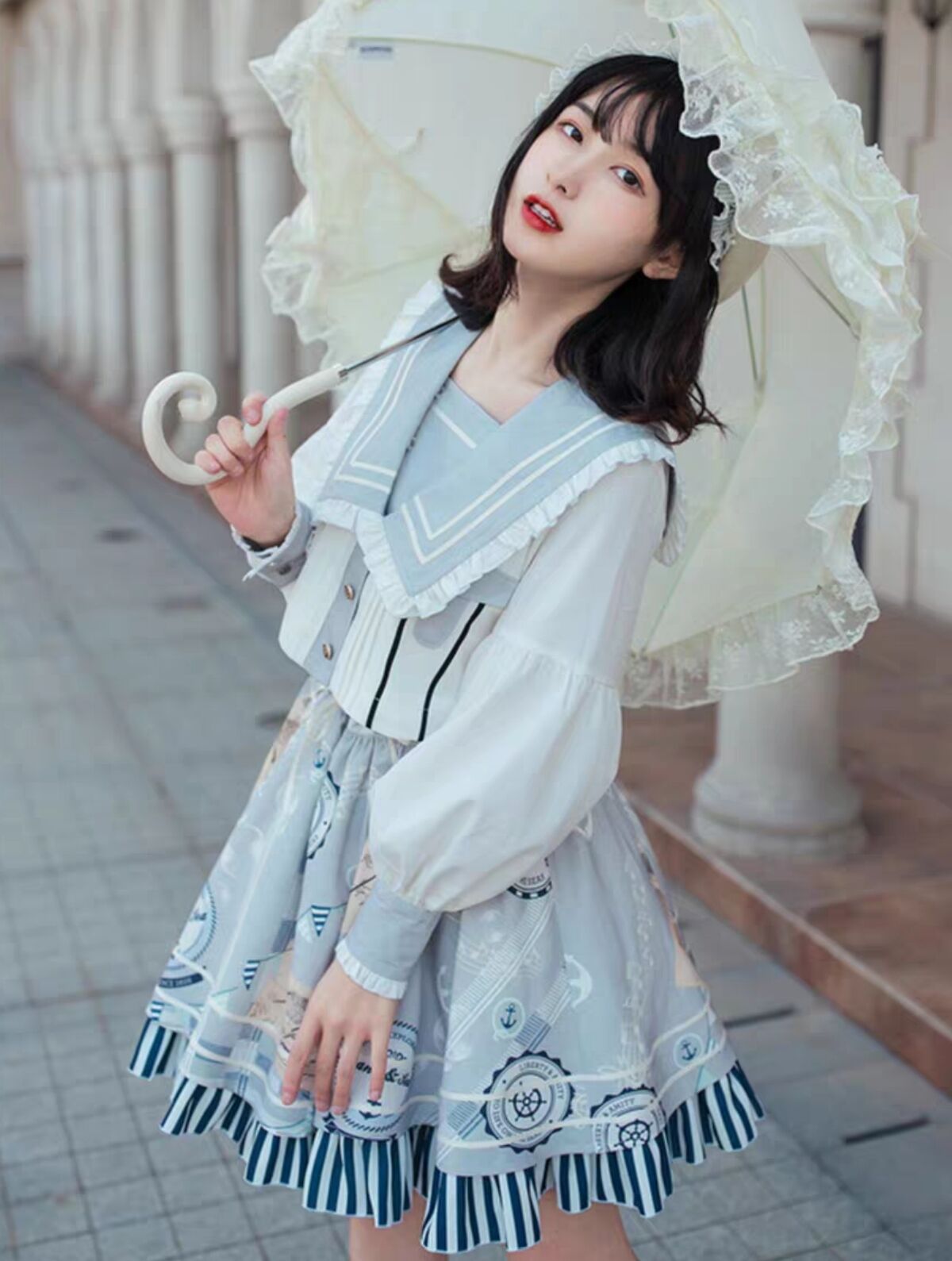 lo娘把洛丽塔做成"校服",简约又耐看,圈外人也爱了