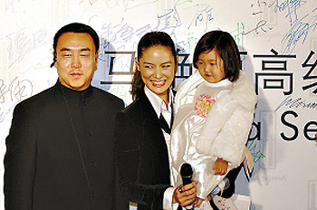 曾任5届春晚导演的郎昆,在抛弃瘫痪刘岩后终患脑瘤,现状如何?