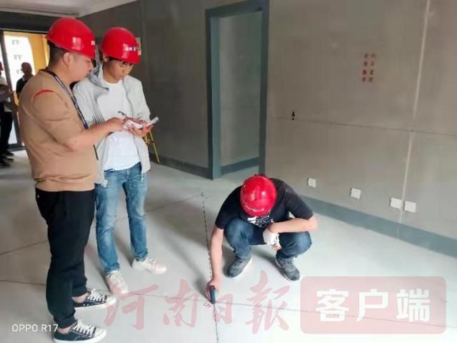 荥阳:学党史靠前服务,让群众住上"放心房"