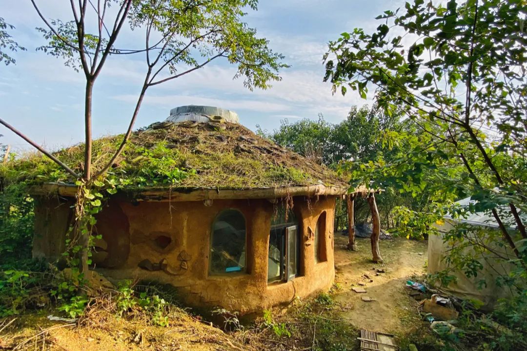 土屋建造图片