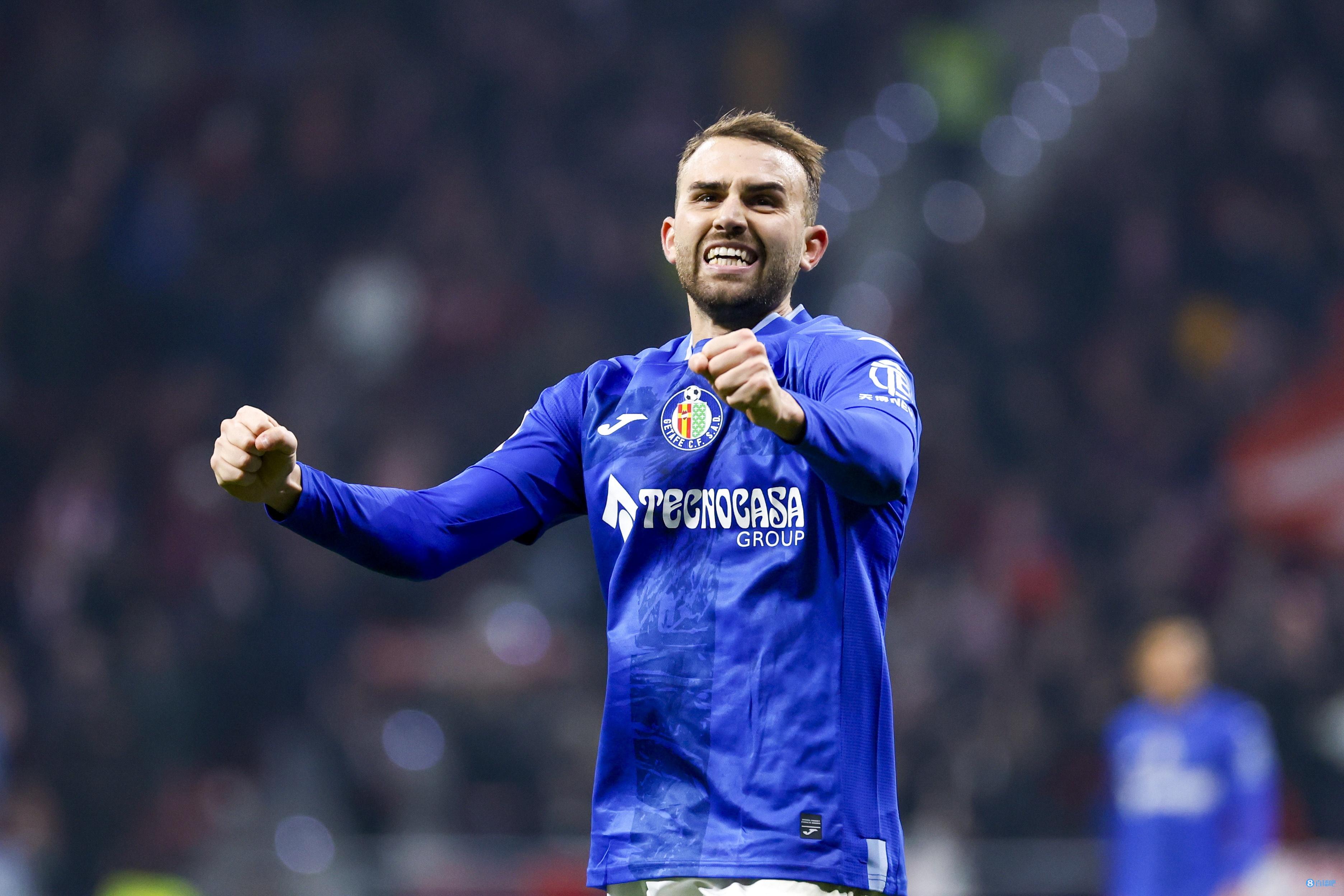 记者:德拉富恩特给马约拉尔打电话,告诉他在自己考虑范围内