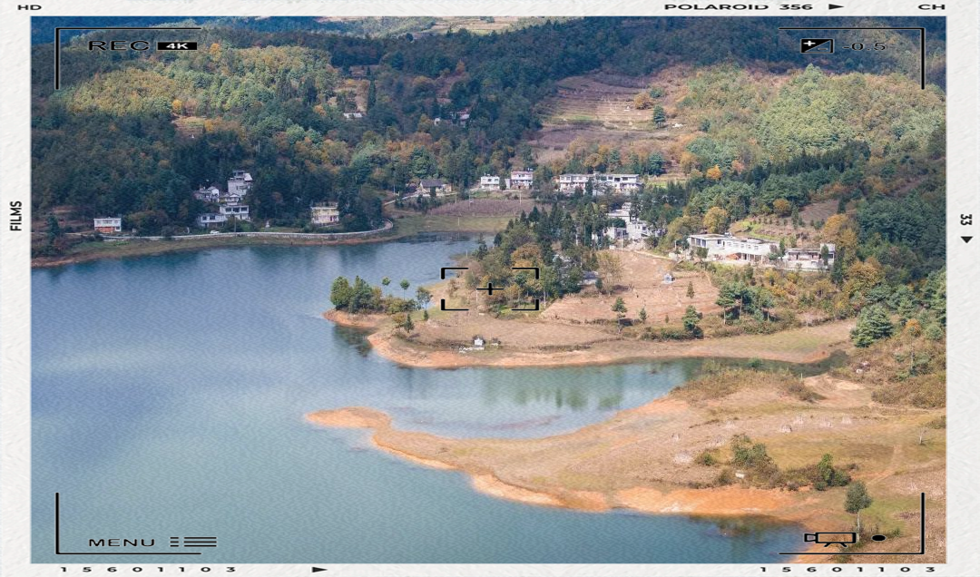 初冬板桥水库的诗意秋色