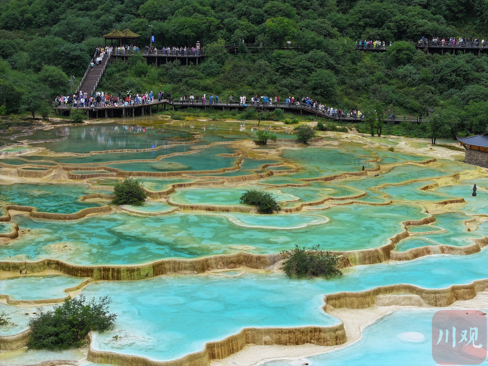 更方便,九寨沟开通到黄龙景区班车