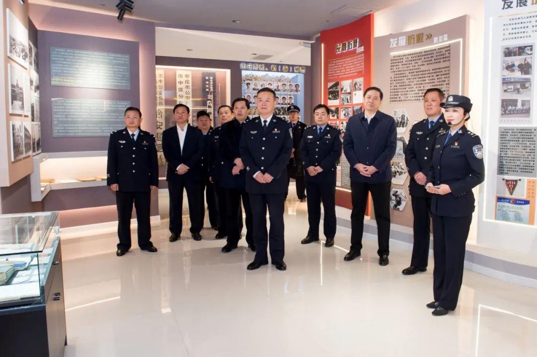 宋丙干同志到市中分局宣讲党的十九届五中全会精神