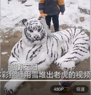 高手在民间 堆了这么多年雪人