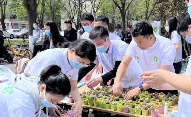 1400余天与污水相处他是nature子刊第一作者北工大王梓豪