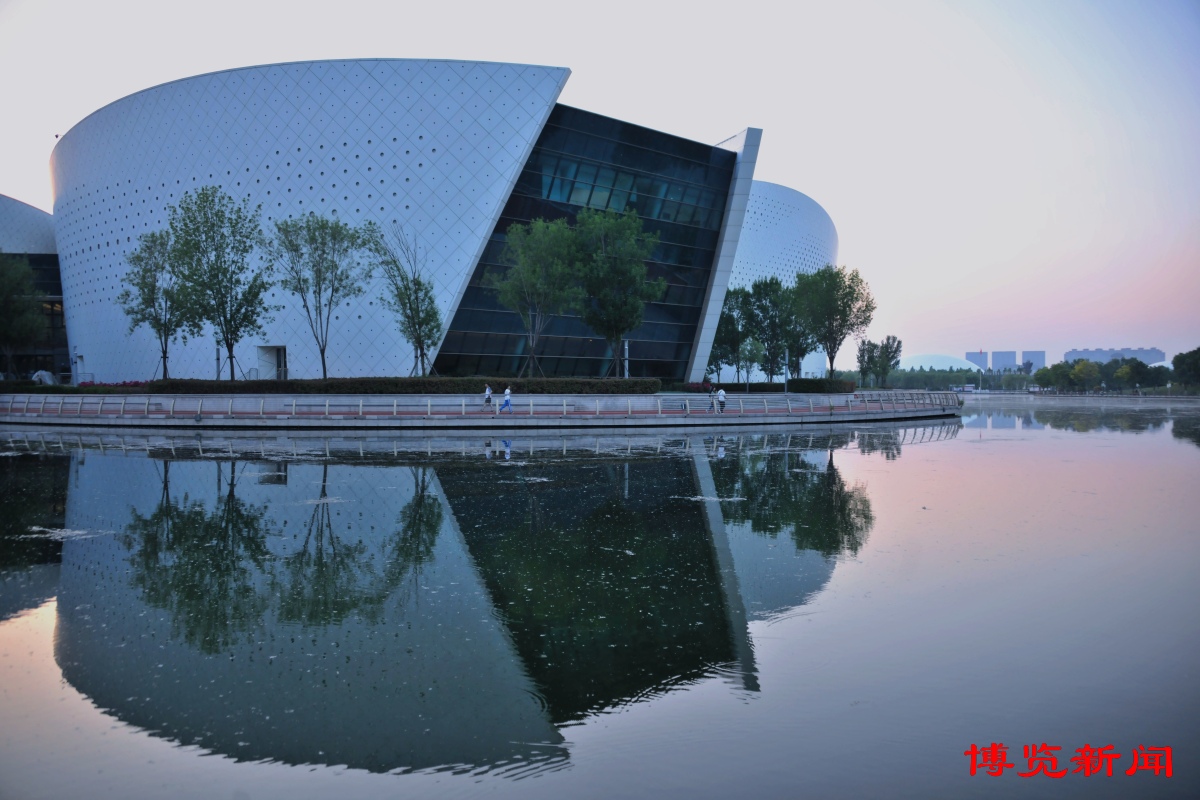 博览组图︱淄博新区水系公园:夕阳醉了