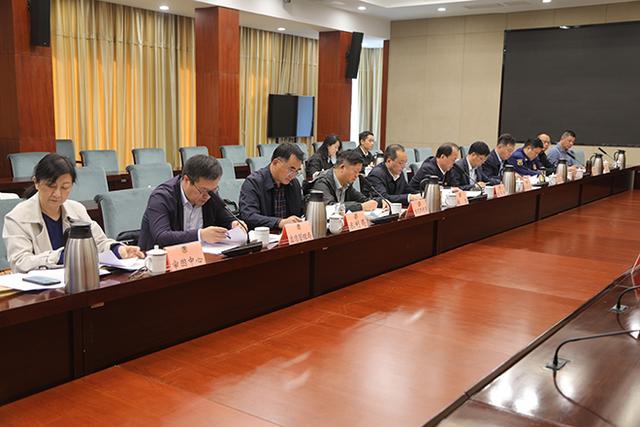 扬州市政协召开专题调研座谈会