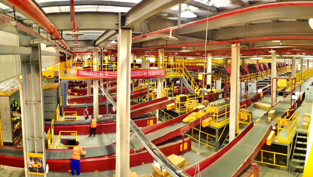 韵达西北快递基地:智能分拣助推物流革新