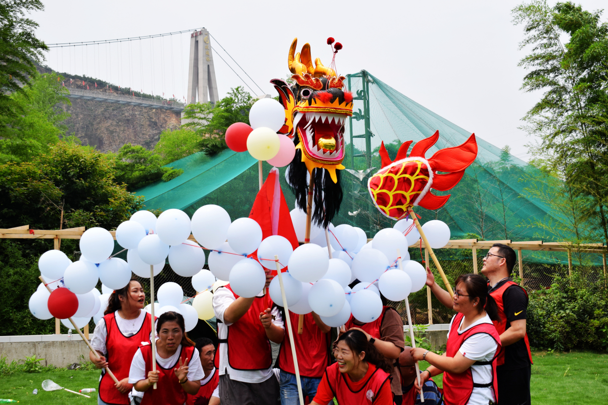黑马陈:常州团建无锡拓展泡泡龙团建活动受青睐