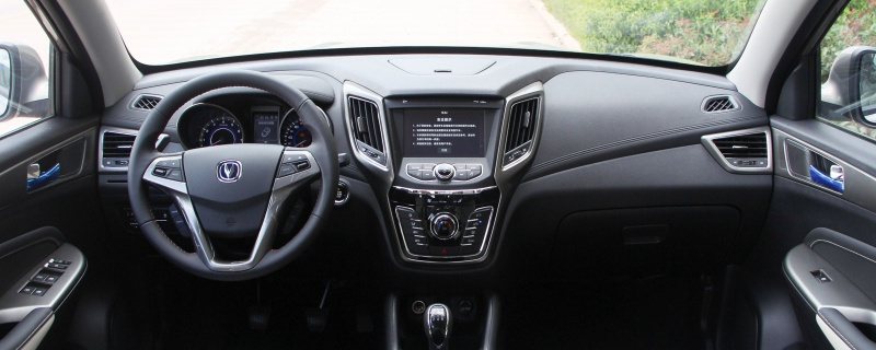 长安cs35空调滤芯在哪个位置