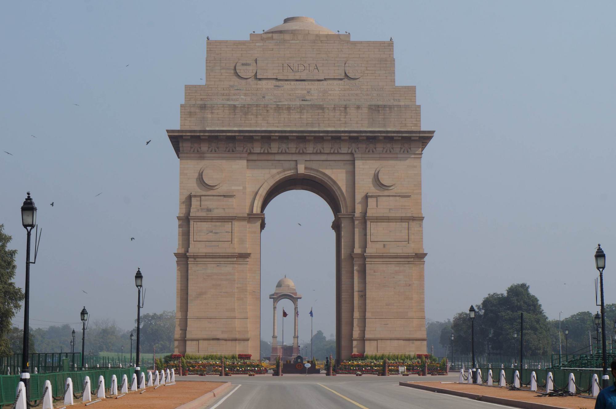 原来印度首都也有一座凯旋门,与法国的很像,还是德里地标性建筑