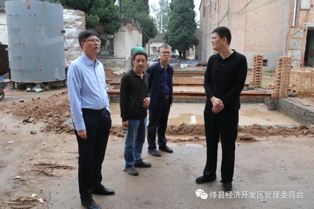 程海龙调研重点项目建设情况