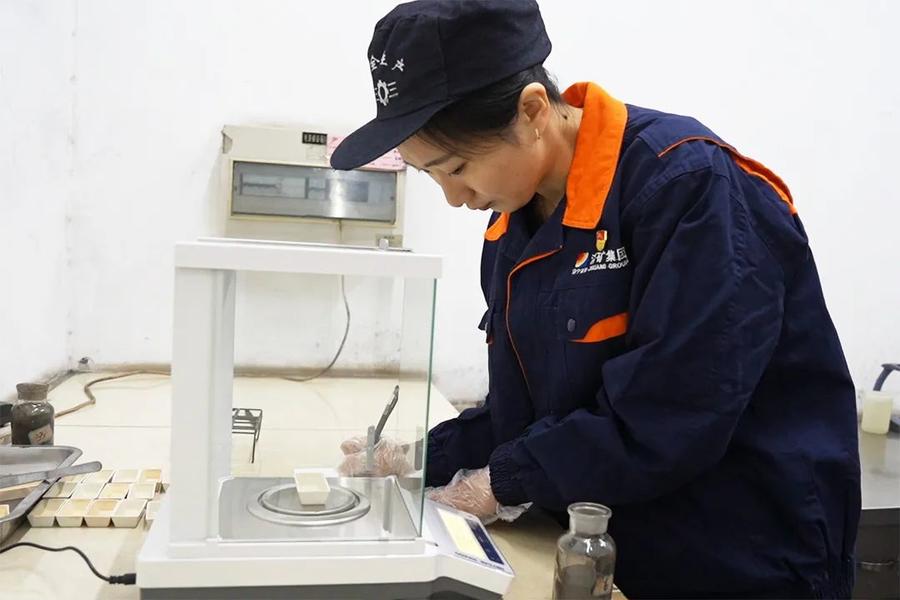 劳动者说丨孔令媛:"小荷才露尖尖角",前进路上不停步