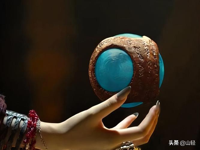 《鬼吹灯》雮尘珠是怎么破除诅咒的?