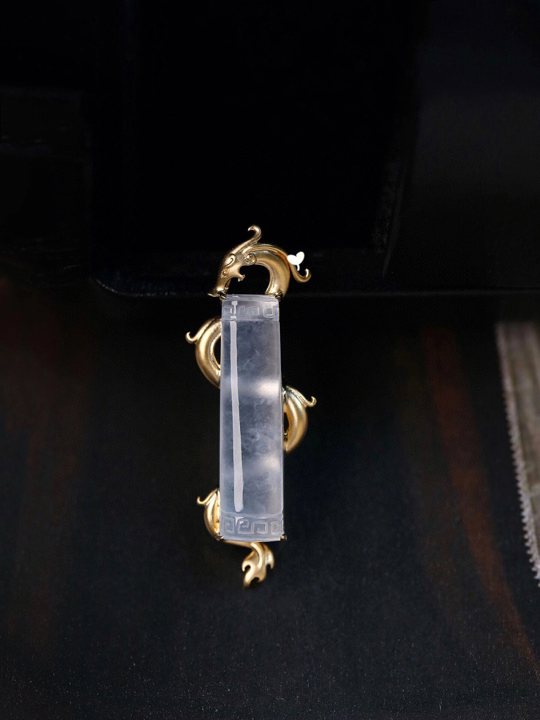 民族风格翡翠龙柱吊坠!