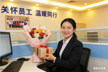 于东来为对下属发脾气买单：两年赔了四十多万