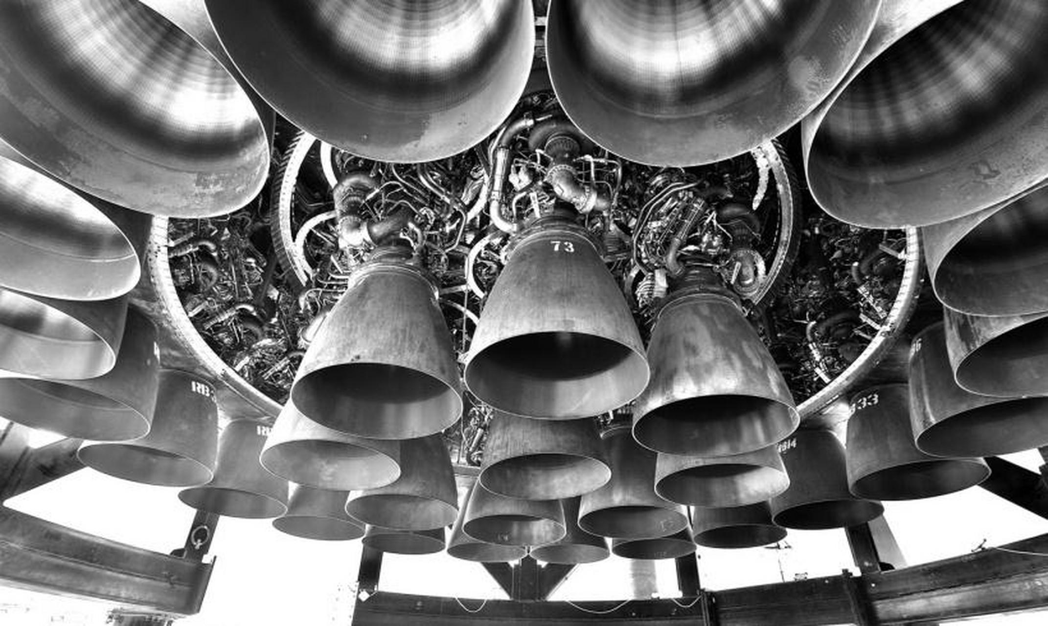 星舰上的33台猛禽发动机,总推力是多少?