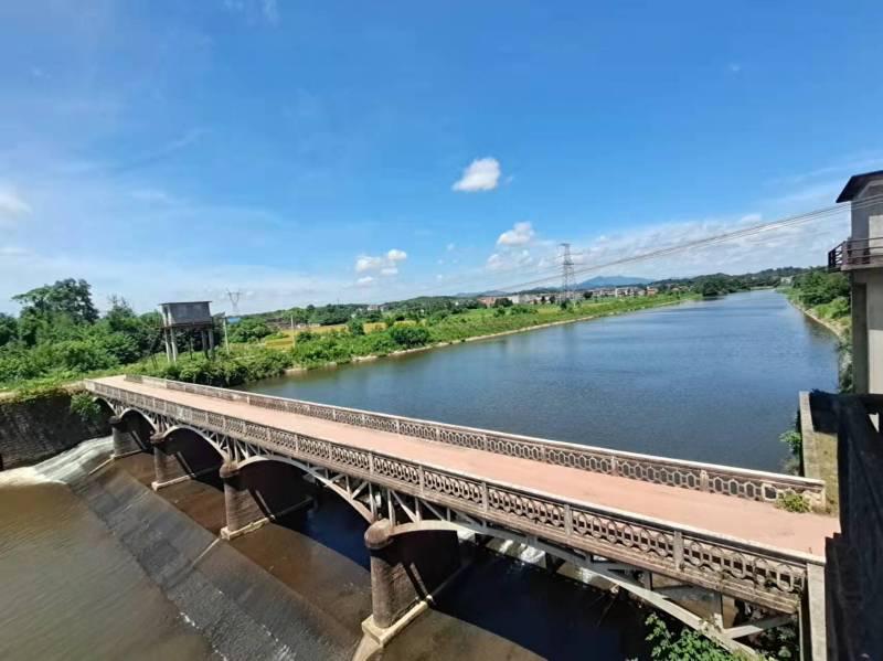 湘潭县青山桥镇:召开2021年度村级河长向镇级河长述职工作会议