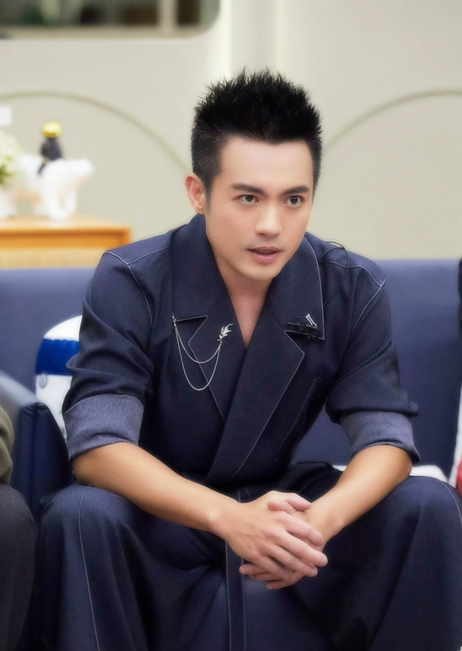 00后估计连范逸臣这个名字都不认识.