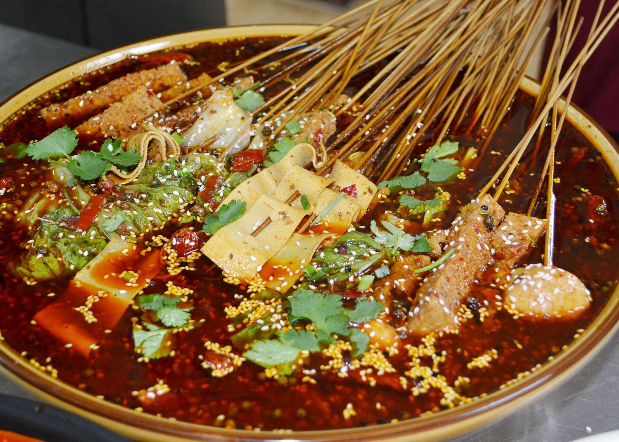 重庆美食之旅:探索十大特色小吃的魅力