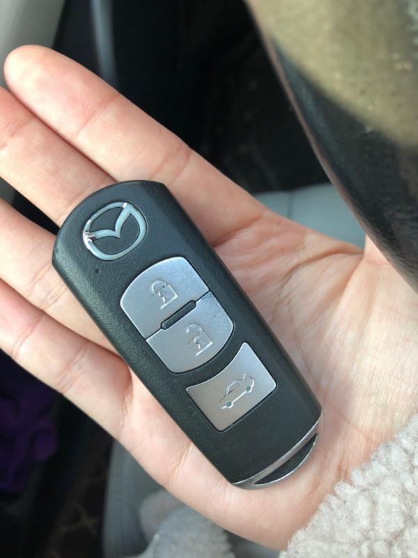 马自达3钥匙怎么打开