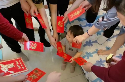 过年给孩子压岁钱有仪式感吗?送这套书,可能比给红包更有意义