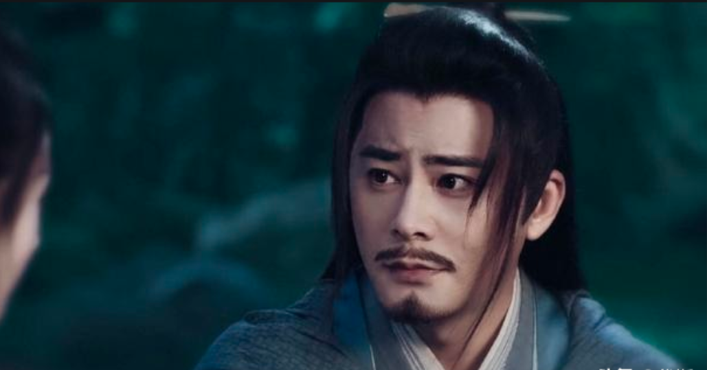 在《有翡》中,宗峰岩扮演的周以棠,是南朝宰相梁绍的弟子,四十八寨