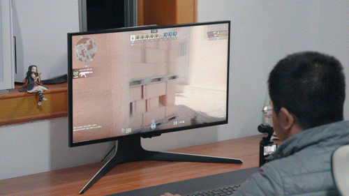 雷鸟u84k160hz1152分区miniled国产电竞显示器能有多卷