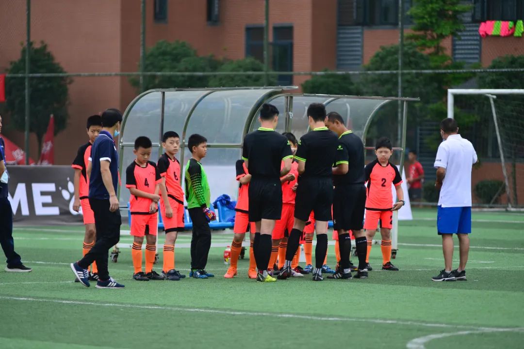 市运会足球项目青少组开赛,温江基地迎来久违喧嚣