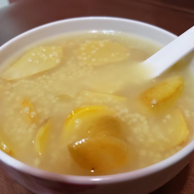 蔓菁小米粥,简单易学,粥香可口